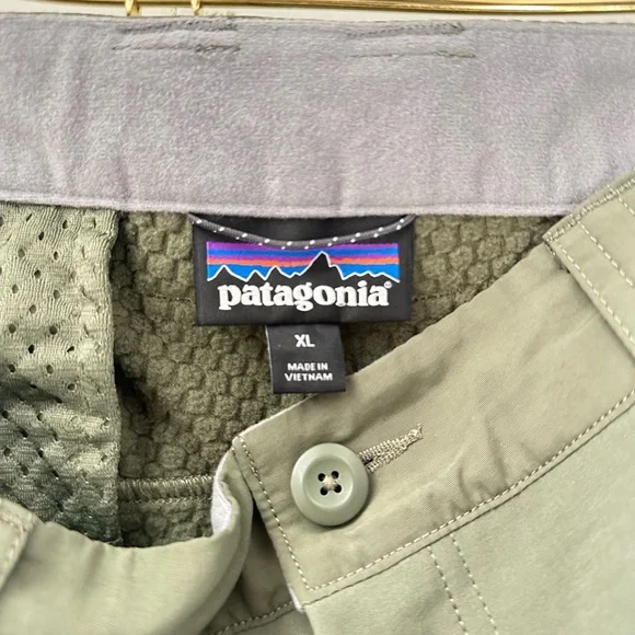 Patagonia Olive Drab Outdoor Pants with Branded Waist Tag - Picture 4 of 4